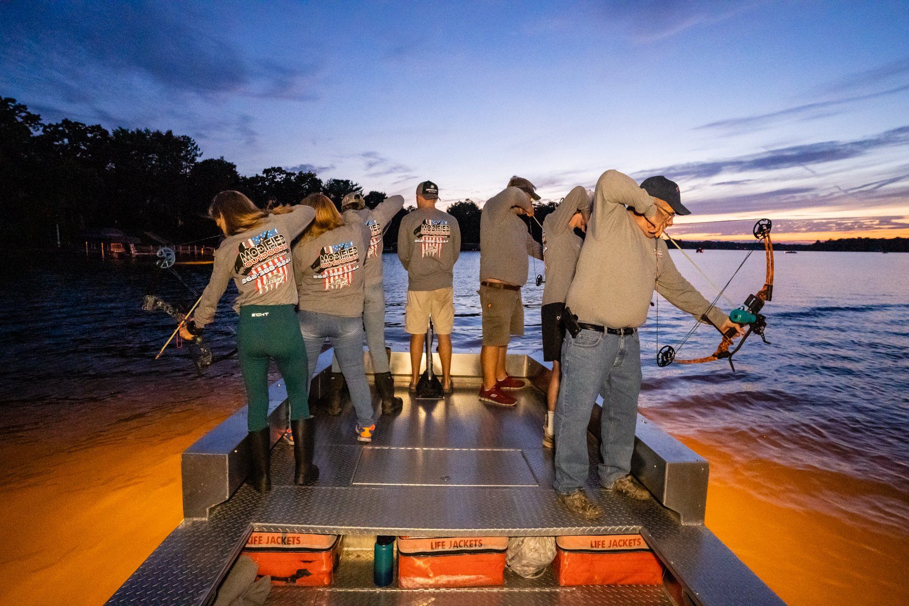 Bowfishing shop